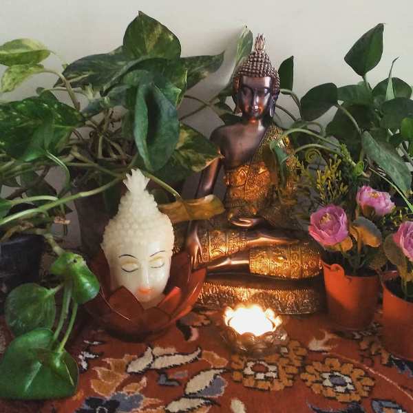 Traditional Paintings made by the home owner herself, along with antique brass artefacts make this Chennai Home truly Personal and Charming!