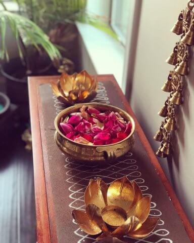 7 Tips to use an Antique Urli in Decor