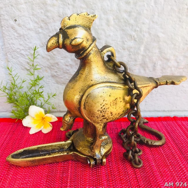 Hanging lamp with rooster figurine