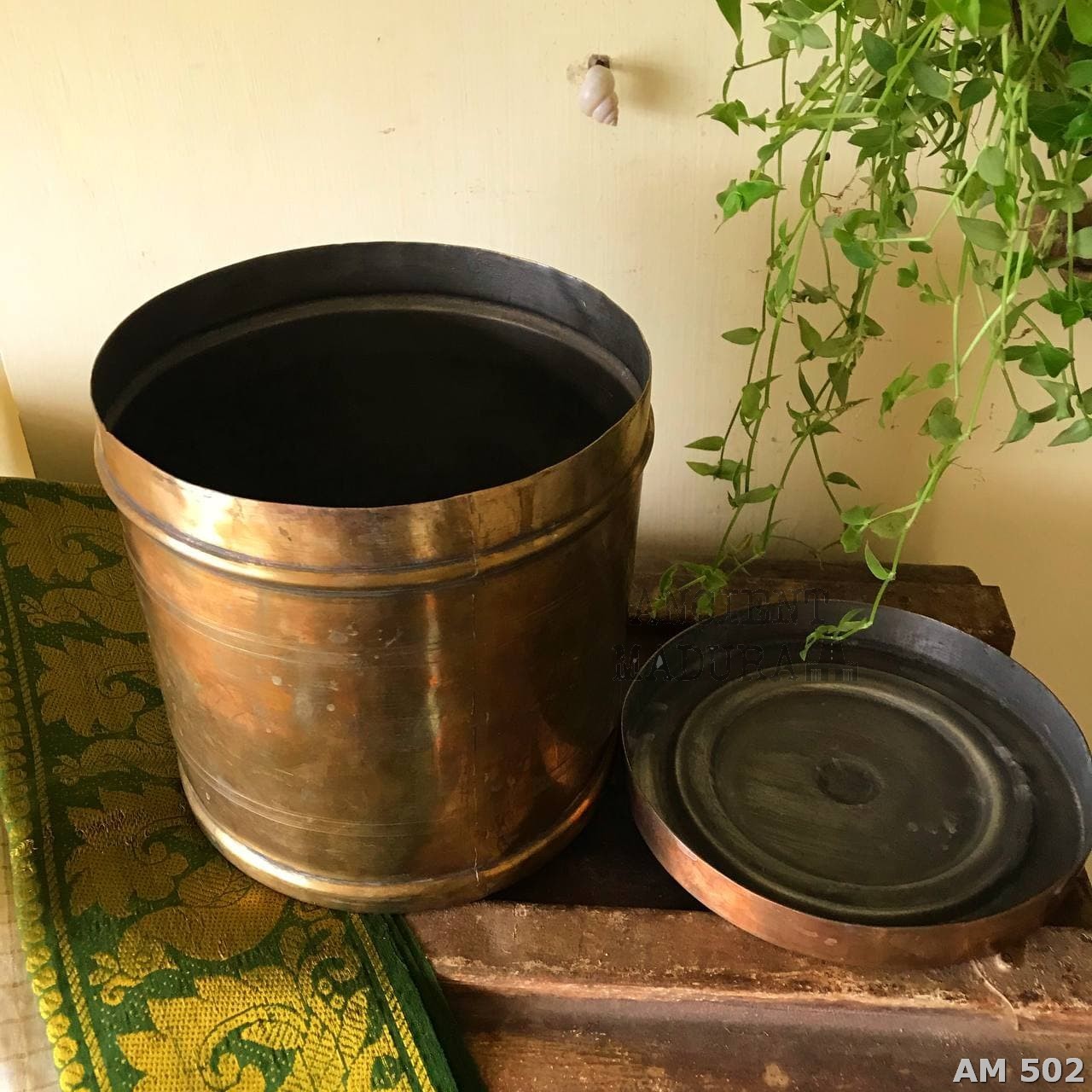brass box with lid