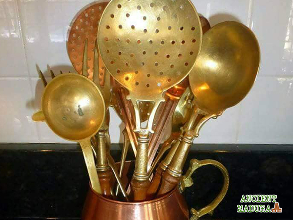 kitchen utensils