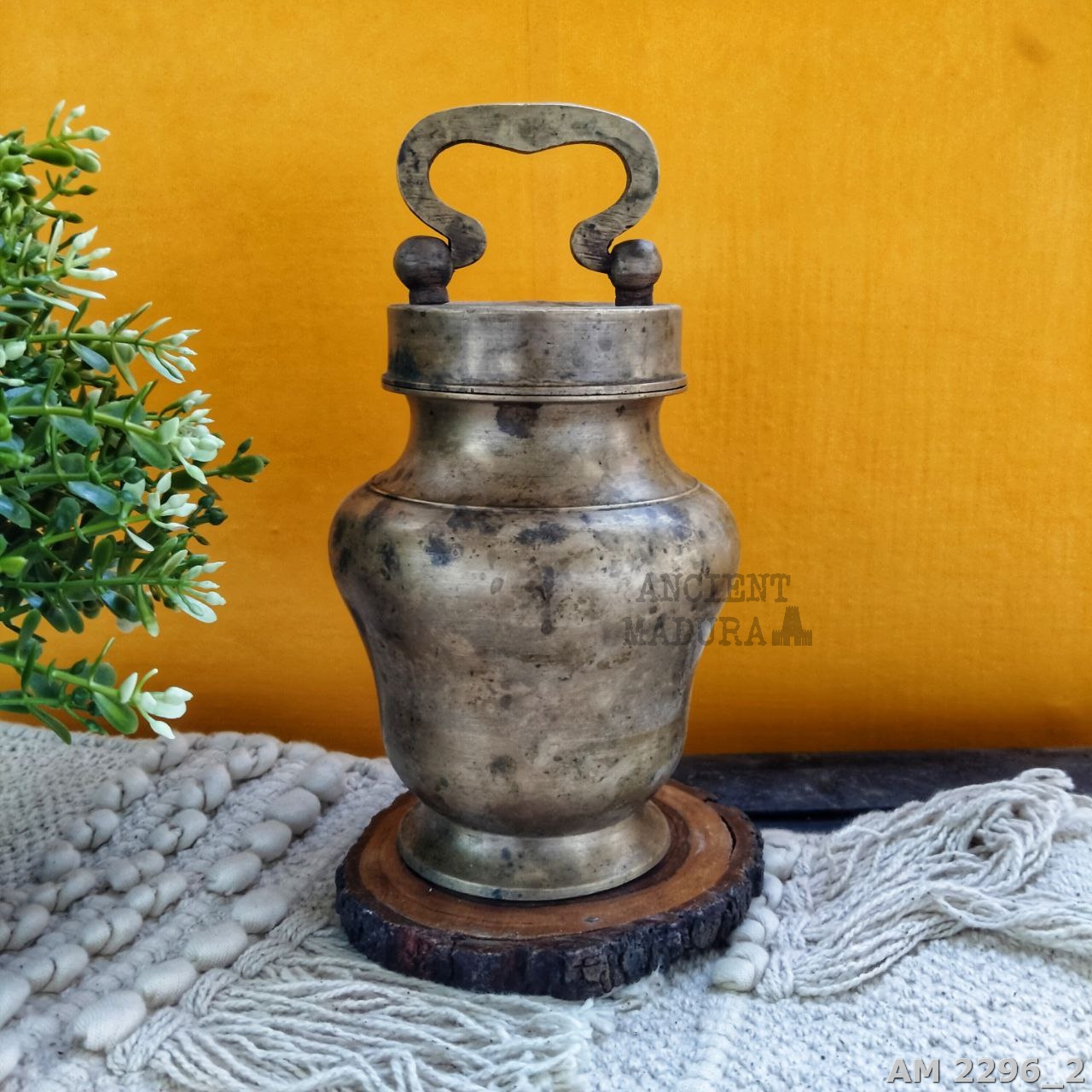Bronze Kooja - Cashewnut kooja