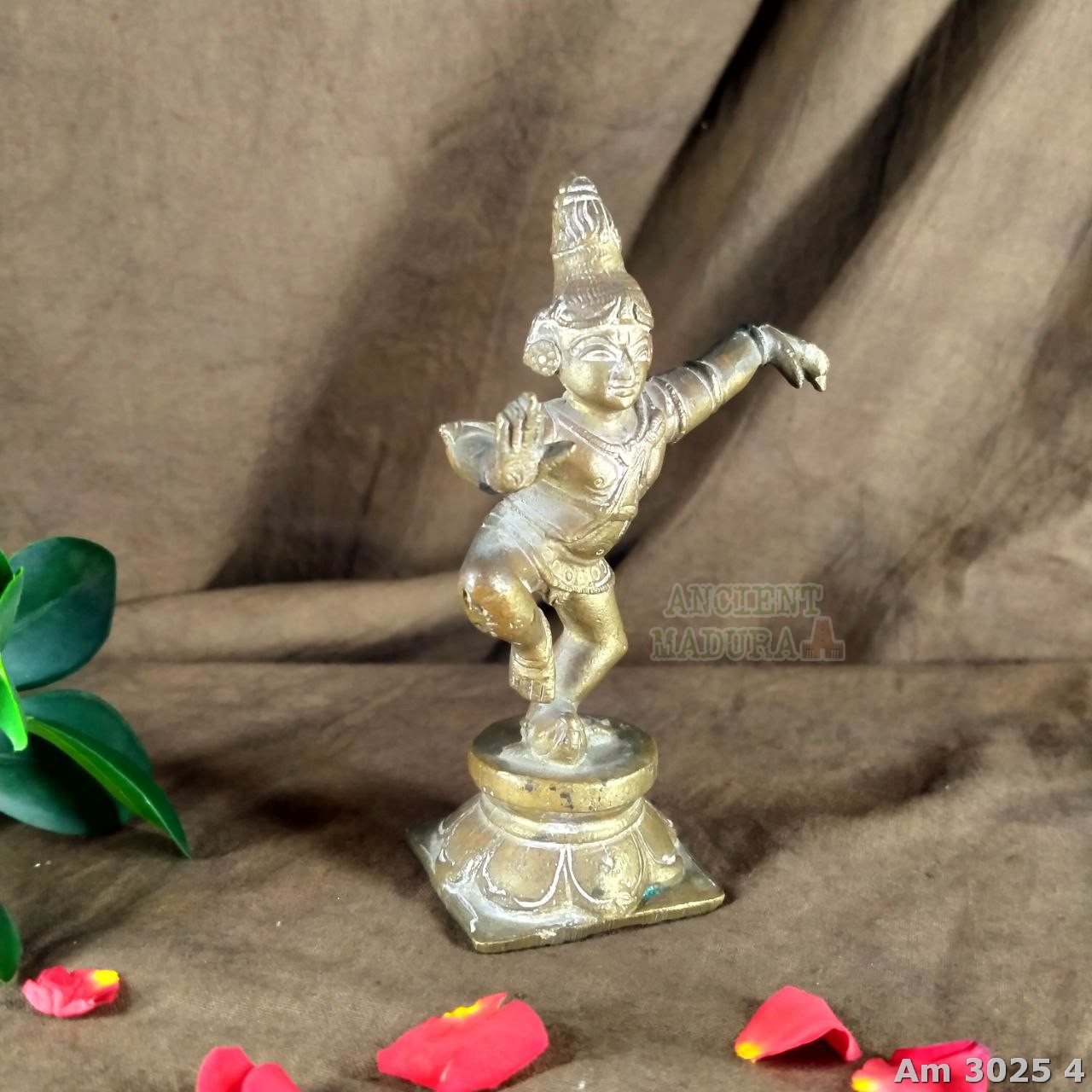 Bronze Dancing Balakrishna statue - Image 4