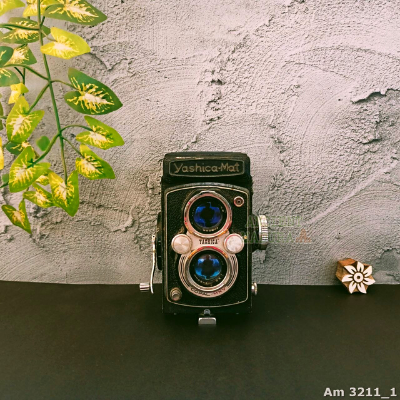 Yashica Mat Camera with Copal MXV Shutter