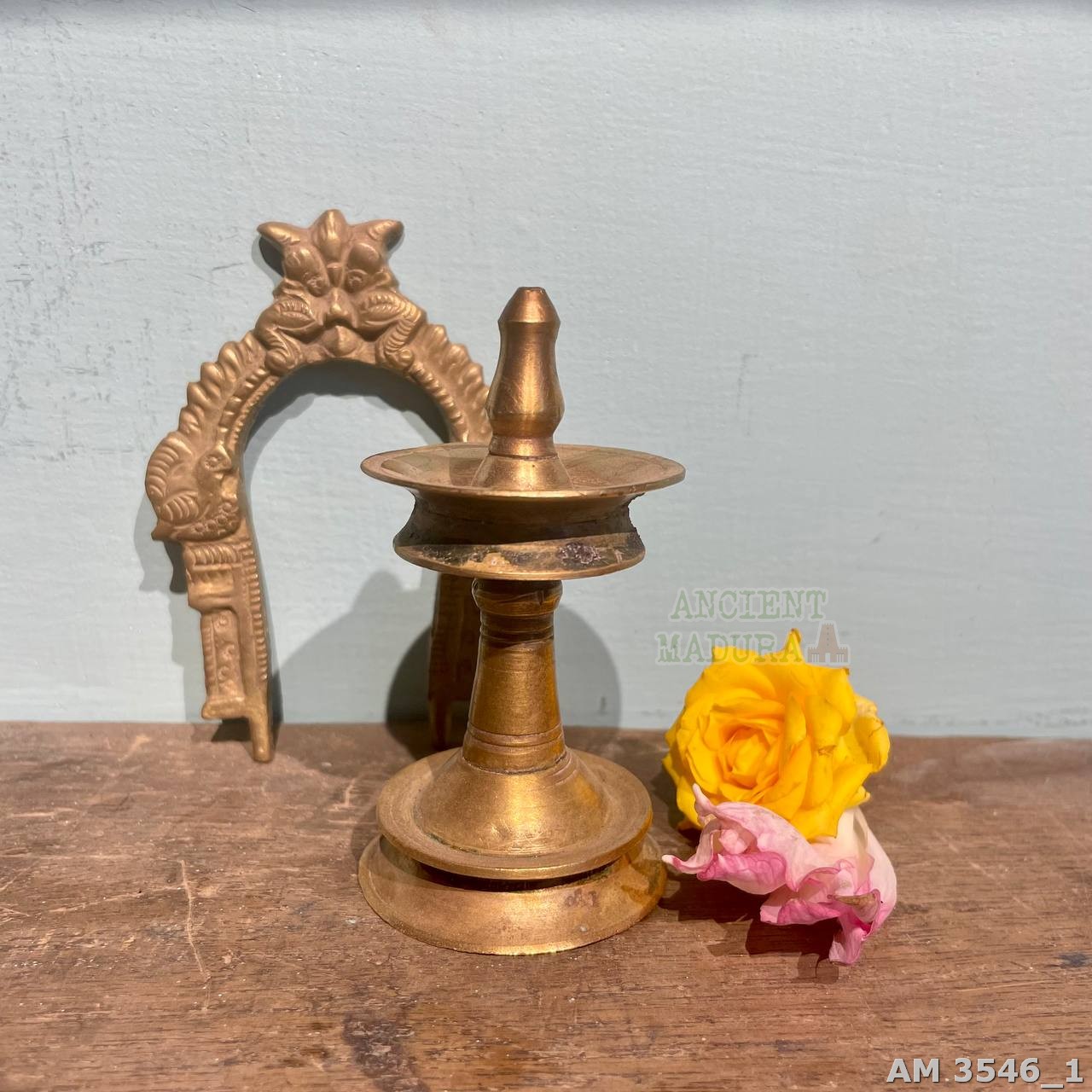 bronze kuthu vilakku
