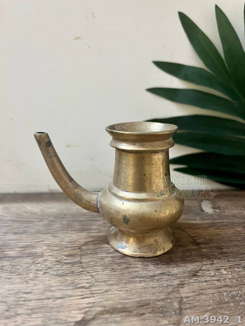 Bronze kindi