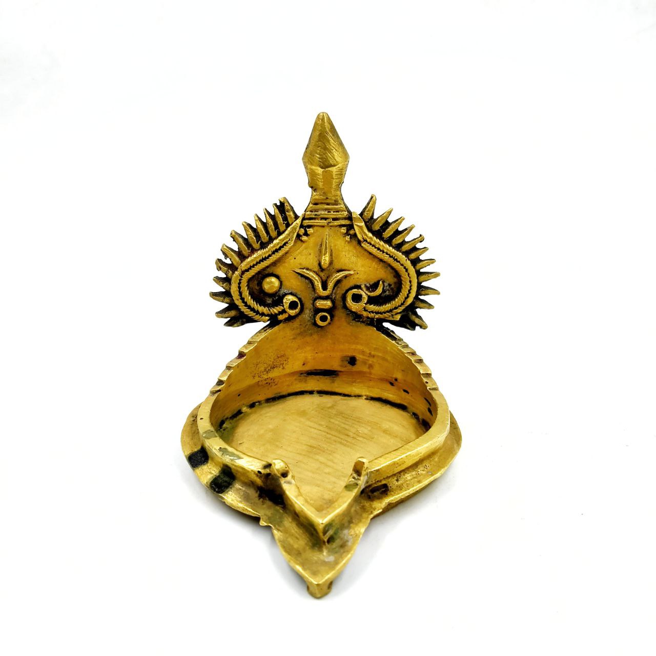 Bronze Vishnu Vilaku - Image 2