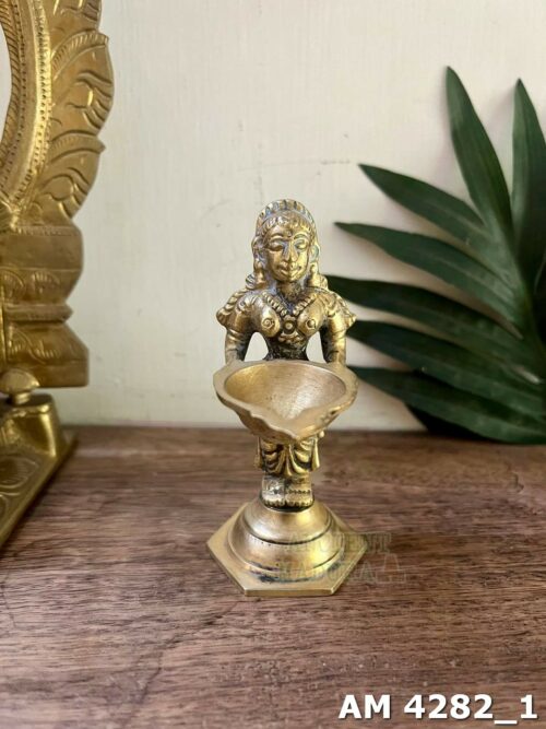 Brass Paavai Vilakku
