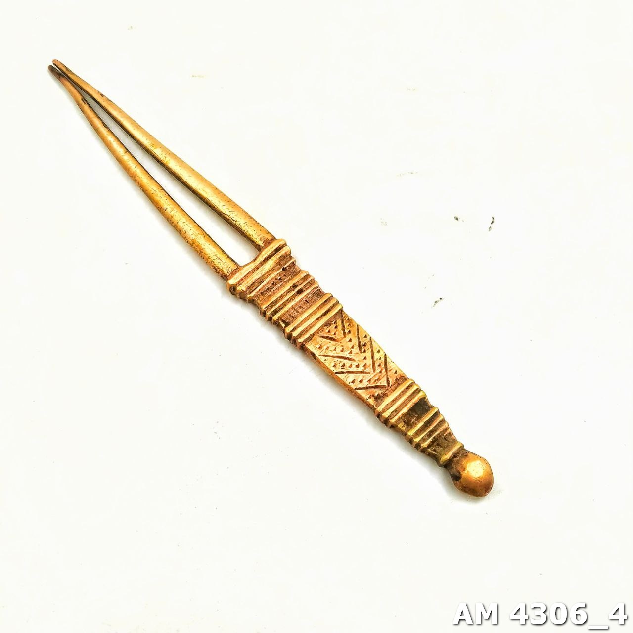 Brass Detangler - Image 3