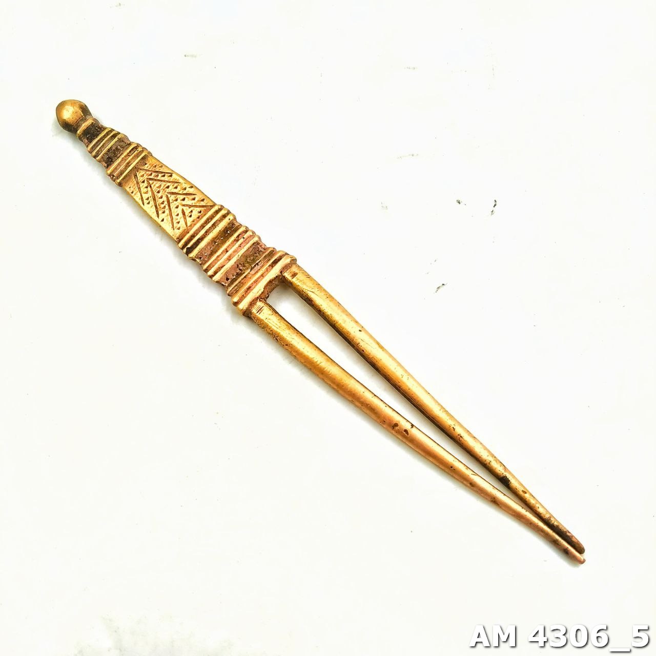 Brass Detangler - Image 2