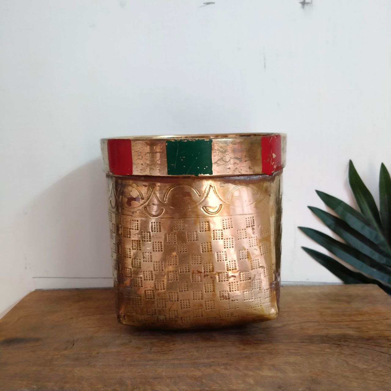 Brass Koodai/Kattan