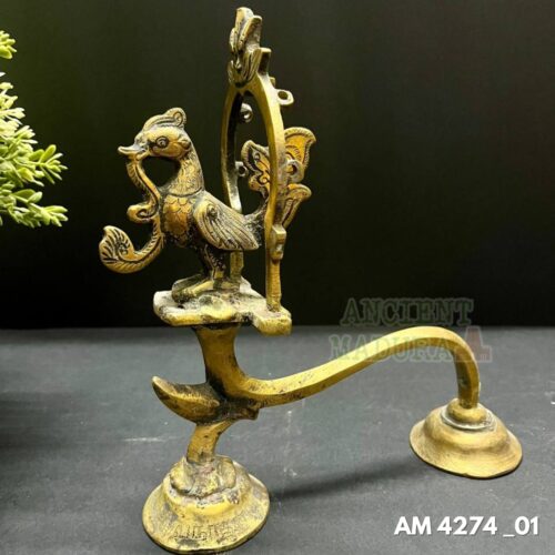 Annapakshi lamp