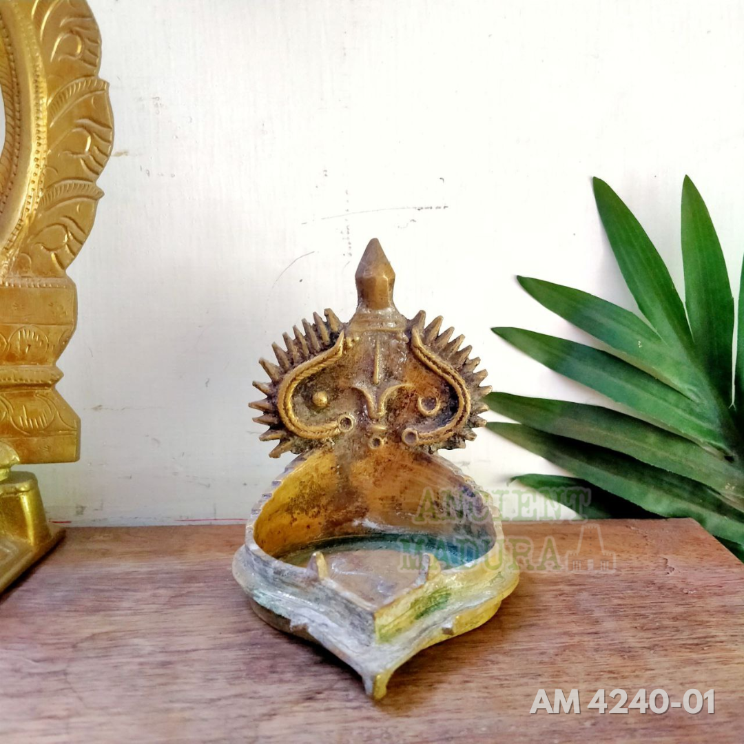 Brass Vishnu Vilakku