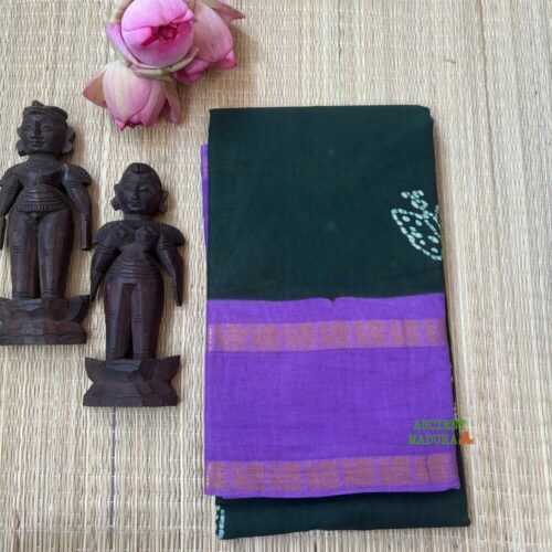 Dark green premium 120 count batik sungudi cotton saree with white butterfly motif, lavender Rettapet zari border, attached blouse, 90cm