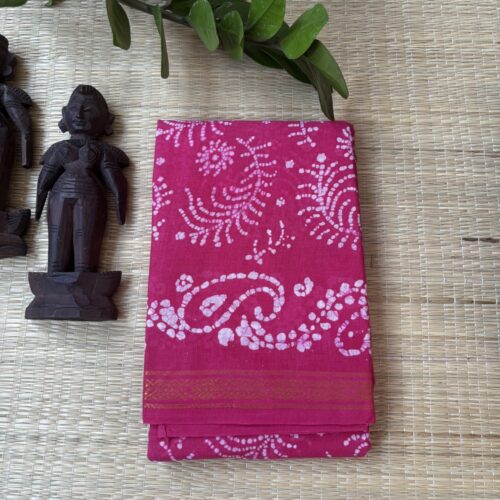 Pink sungudi batik saree with cream fern motifs, mango border and diamond floral pallu