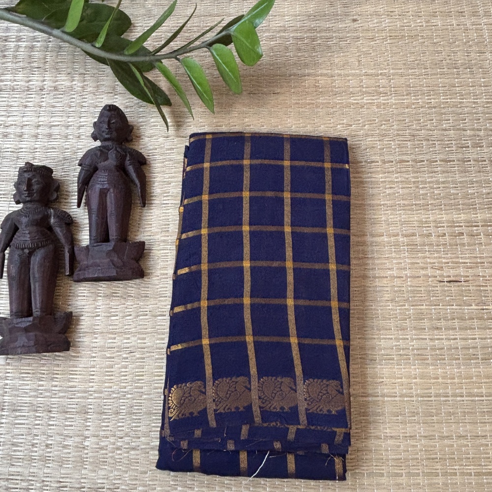 Navy blue Pavithra Kattam sungudi saree with golden peacock border, Madurai woven cotton saree
