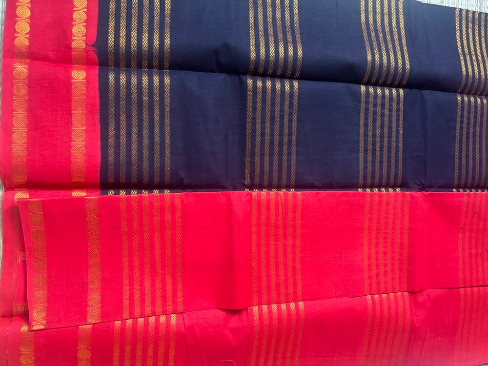 Coffee brown Neli Velthari sungudi saree with bright red Rettapet Rudraksha border, Madurai handcrafted cotton saree