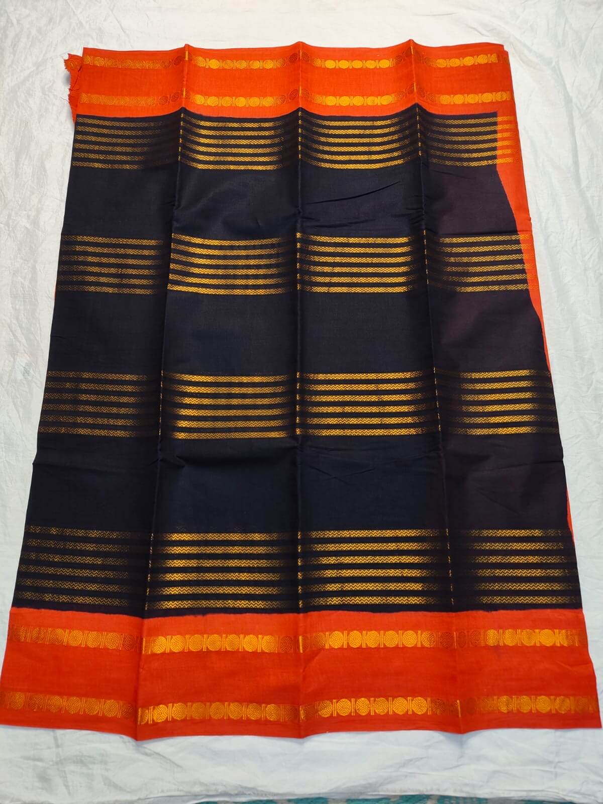 Coffee brown Neli Velthari sungudi saree with bright red Rettapet Rudraksha border, Madurai handcrafted cotton saree