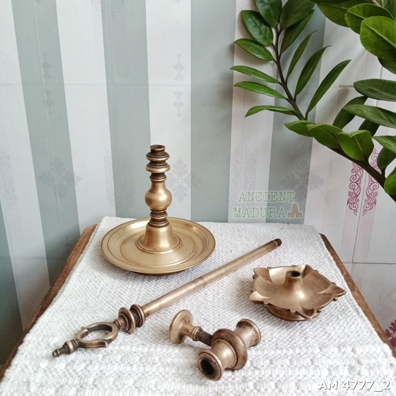 Annapakshi key lamp