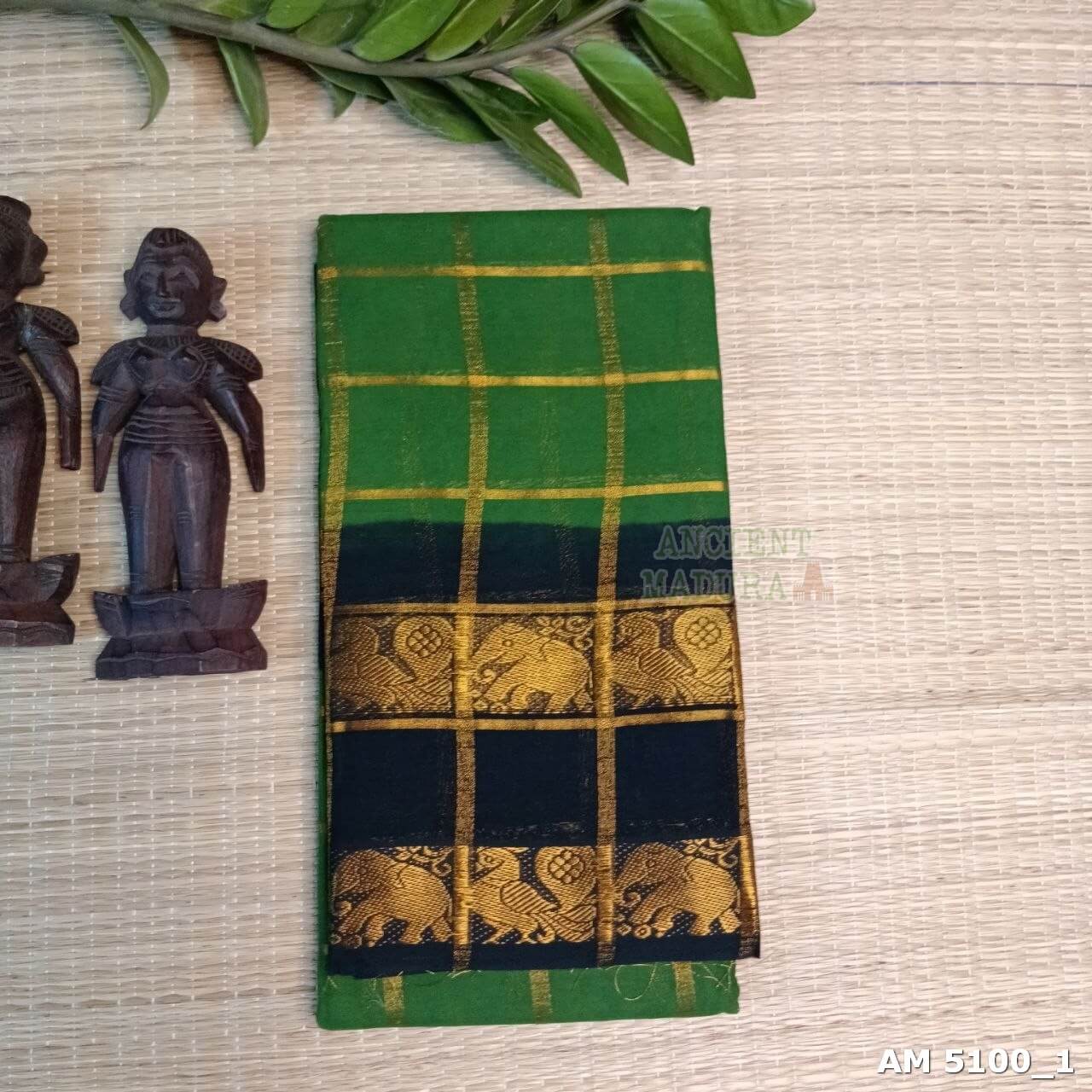 Green Pavithra Kattam Sungudi Saree