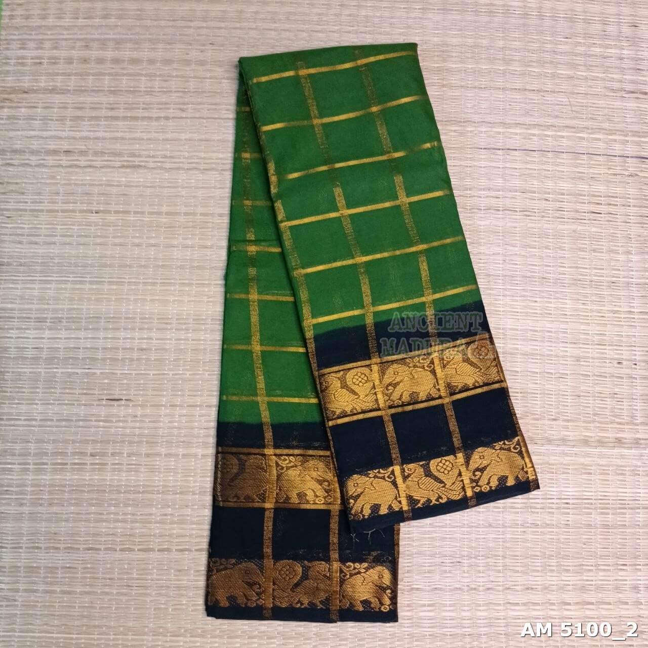 Green Pavithra Kattam Sungudi Saree