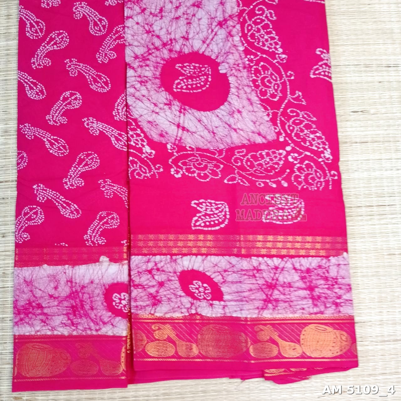 Rani Pink Musical Batik Sungudi Saree